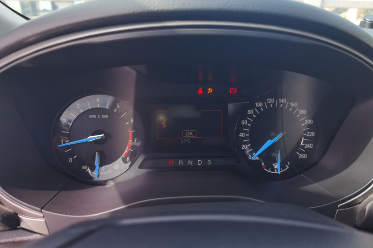 福特 蒙迪欧 2017款 改款 EcoBoost 180 时尚型局部细节14