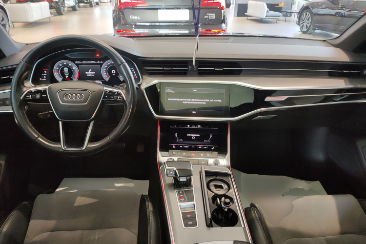 奥迪A6L 2022款 45 TFSI quattro 臻选动感型中控内饰12