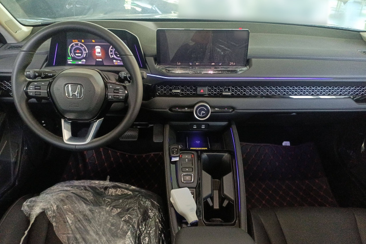 本田 雅阁新能源 2023款 2.0L e:PHEV 尊贵版中控内饰7002