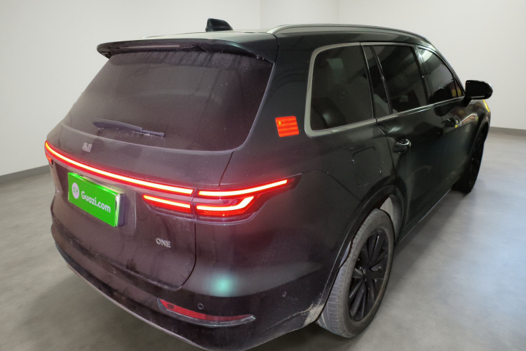 理想汽车 理想ONE 2021款 增程6座版车身外观7