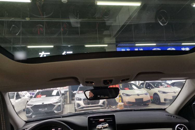 奔驰GLA 2016款 GLA 200 时尚型局部细节22