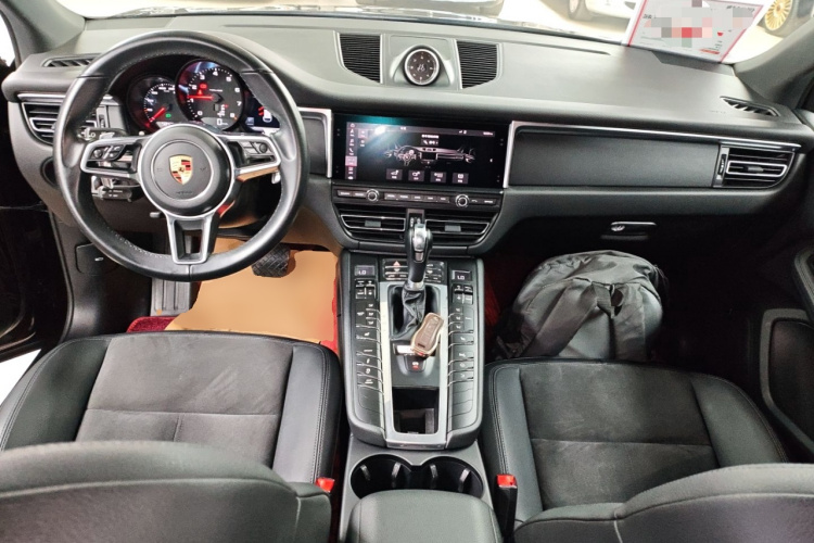保时捷 2018款 Macan 2.0T中控内饰12