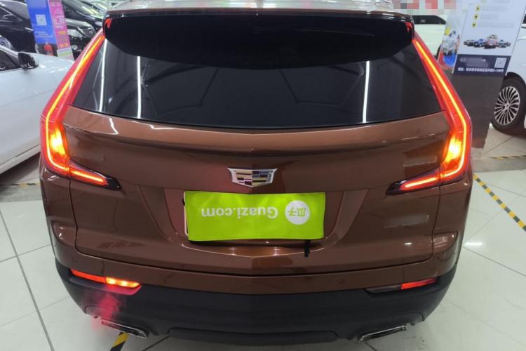 凯迪拉克XT4 2018款 28T 两驱技术型车身外观6