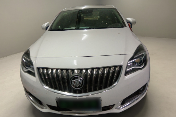 别克 君威 2015款 2.0L 精英时尚型车身外观2