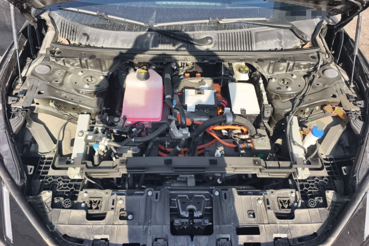 领克Z10 2025款 95kWh 702km四驱Halo局部细节24