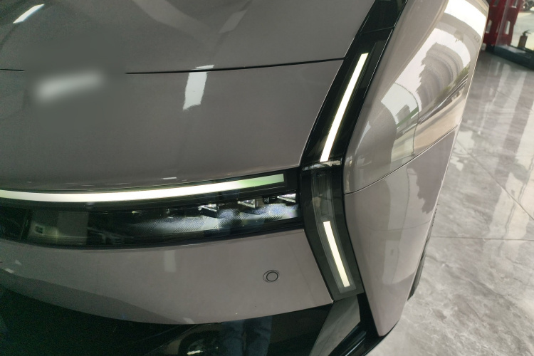 小鹏P7 2025款 702 长续航 Ultra局部细节36