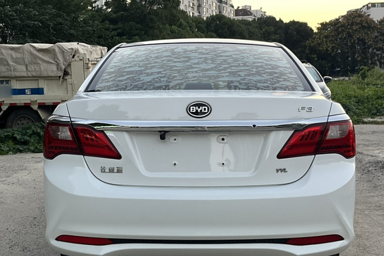 比亚迪F3 2016款 1.5L 手动豪华型车身外观6006