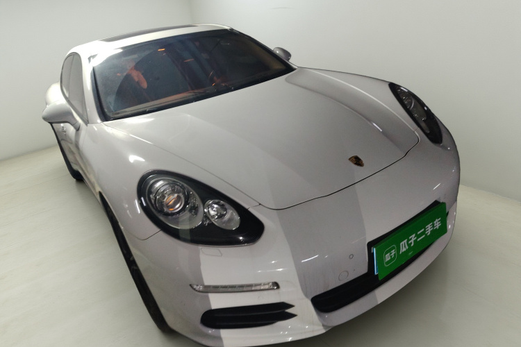 保时捷 2014款 Panamera 4 3.0T车身外观3