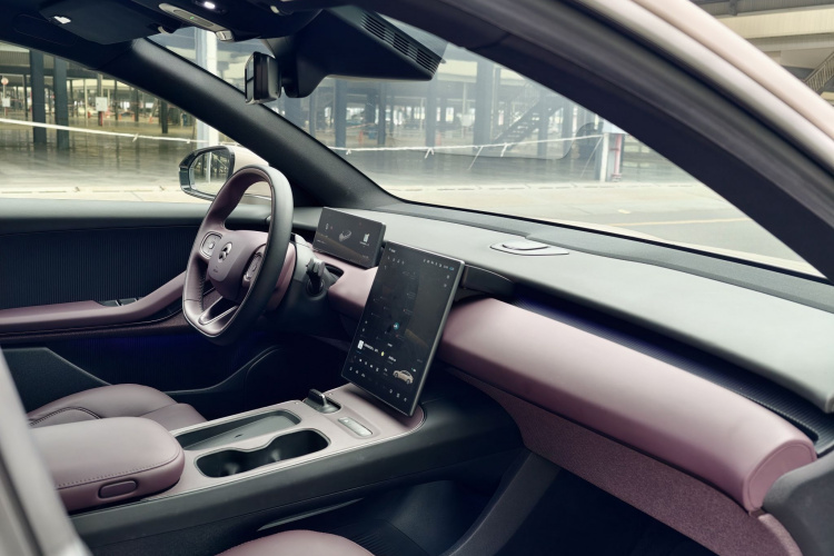 蔚来ET5 2022款 75kWh中控内饰7003