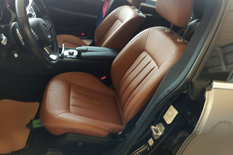 奔驰CLS 2015款 CLS 320局部细节19