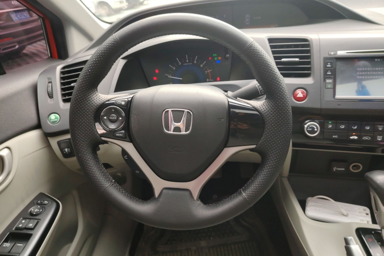 本田 思域 2014款 1.8L 自动舒适版中控内饰13
