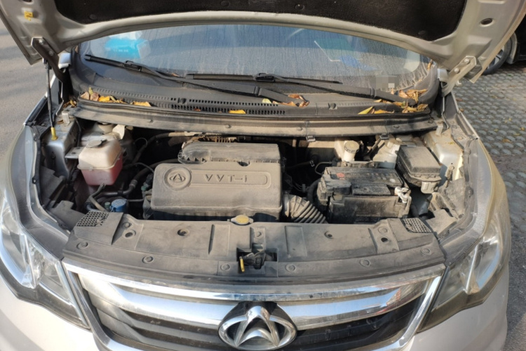 长安凯程 长安欧尚A600 2016款 1.5L 手动豪华型7座局部细节24