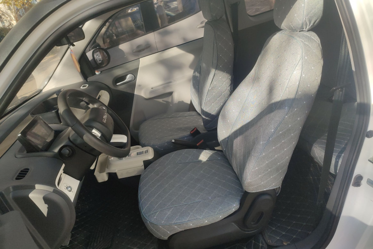 长安启源 长安Lumin 2022款 210km 香甜款中控内饰19