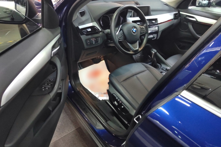 宝马X1 2019款 sDrive20Li 领先型中控内饰20