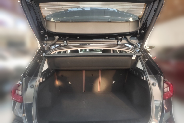 宝马X1 2023款 xDrive25Li X设计套装中控内饰23