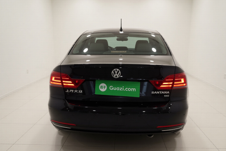 大众 桑塔纳 2016款 1.6L 手动风尚版车身外观6