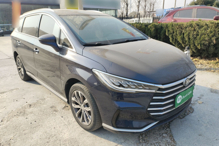 比亚迪 宋MAX 2021款 升级版 1.5T 自动豪华型 7座车身外观3