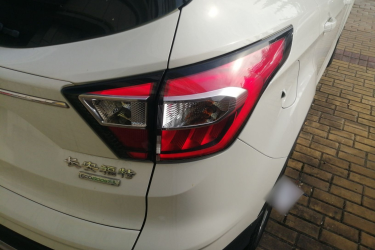 福特 翼虎 2017款 EcoBoost 180 两驱精翼型车身外观6006