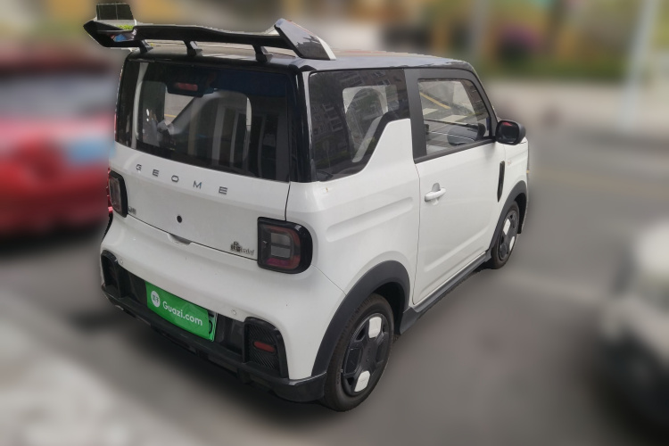 吉利银河 2025款 210km 熊猫卡丁车身外观7