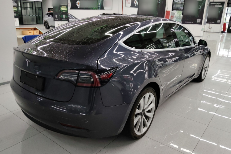 特斯拉 Model 3 2019款 标准续航后驱升级版车身外观7