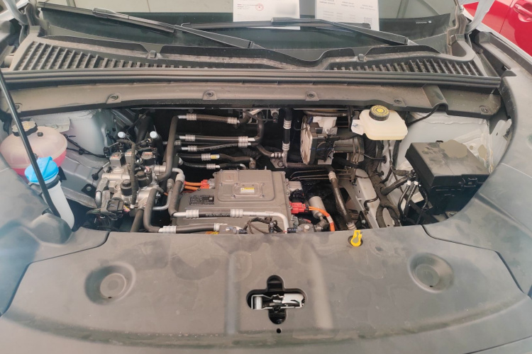 比亚迪 元UP 2025款 301KM 领航型机舱底盘24