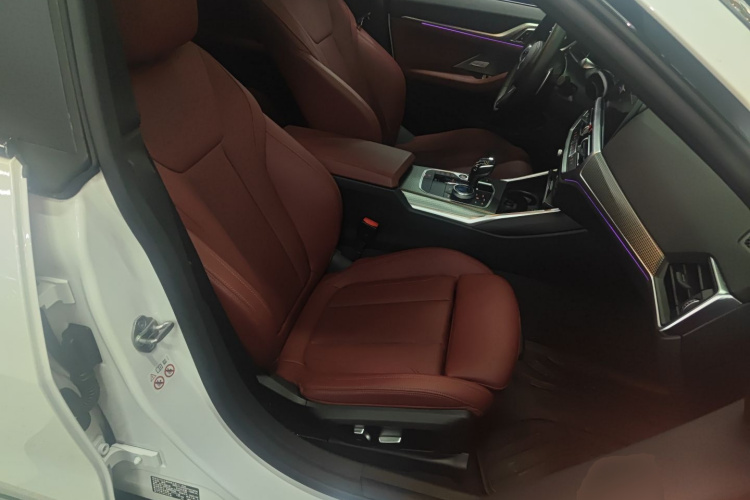 宝马4系 2022款 425i Gran Coupe M运动曜夜套装局部细节41