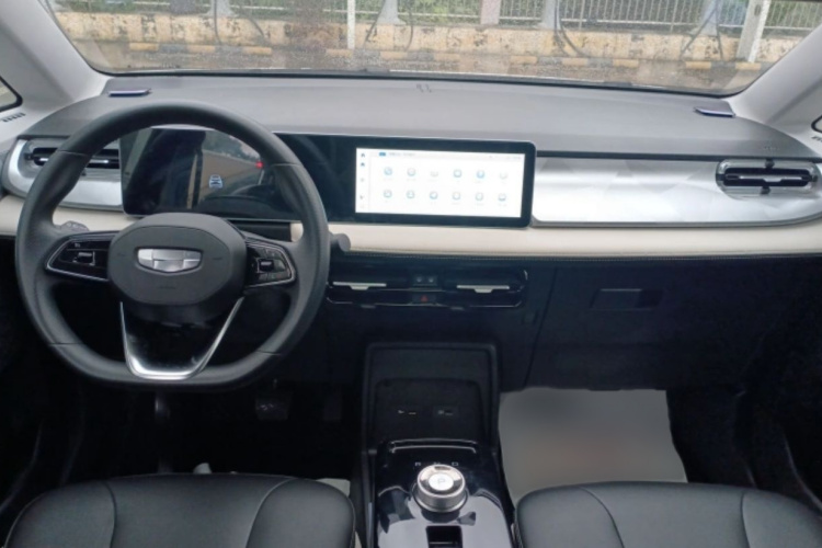 吉利几何E萤火虫 2022款 320KM 乖巧虎 4座局部细节13