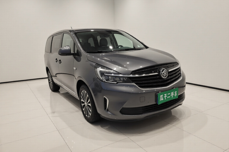 别克GL8 2022款 陆上公务舱 652T 豪华型车身外观3