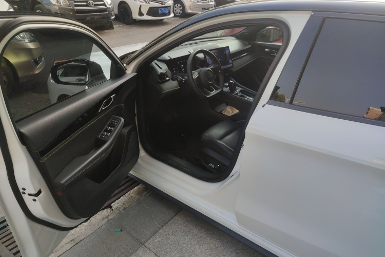 领克03 2023款 1.5TD DCT劲Pro中控内饰20