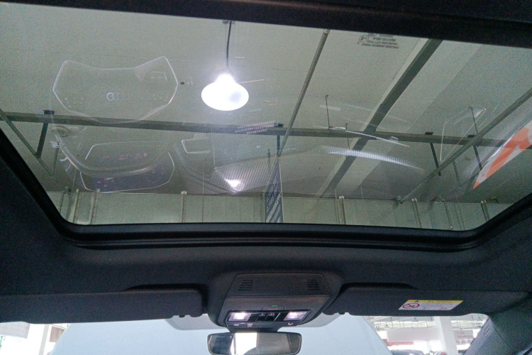 奥迪Q4 e-tron 2023款 40 e-tron 创境版中控内饰22