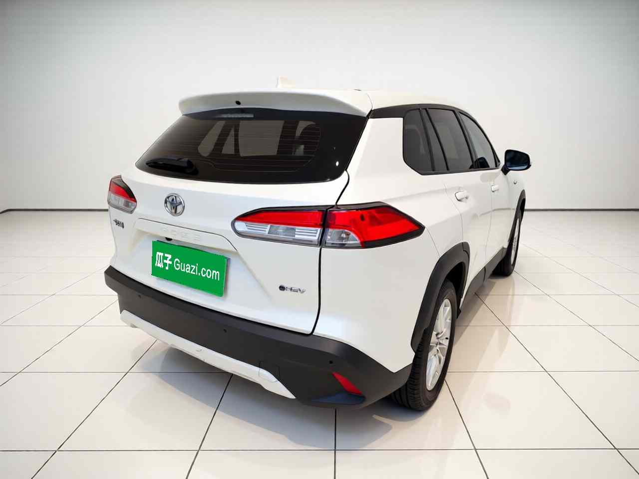 丰田 卡罗拉锐放 2024款 2.0L 智能电混双擎 先锋版(5)