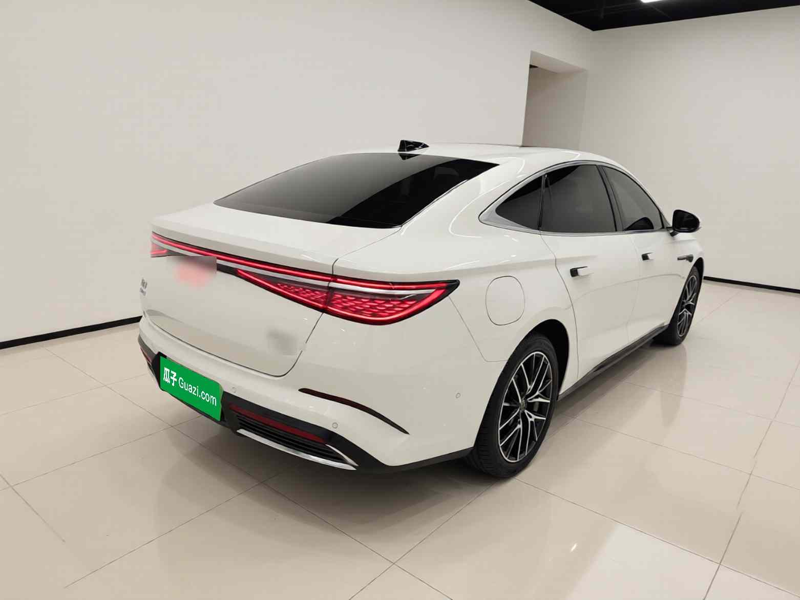 比亚迪 海豹07 DM-i 2025款 智驾版 DM-i 1.5L 125km 尊贵型(5)