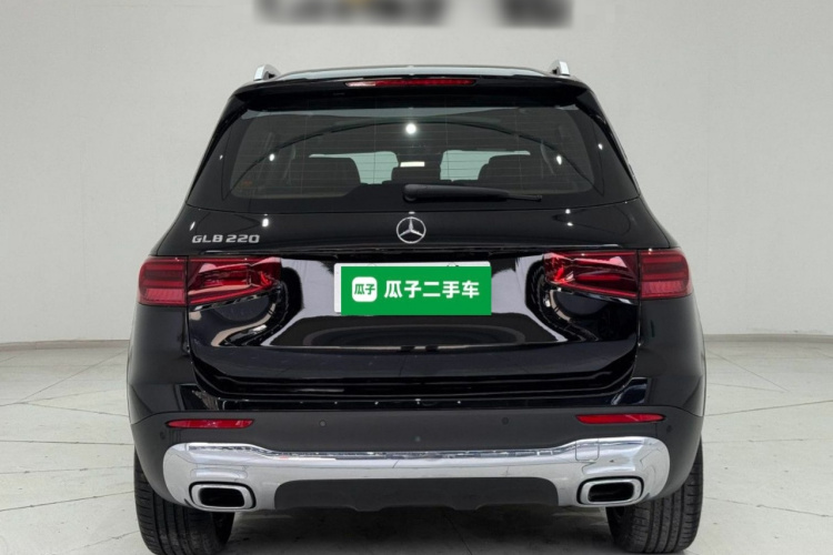 奔驰GLB 2024款 改款 GLB 220 时尚型车身外观6004