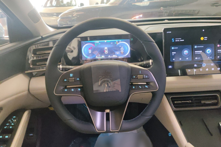 比亚迪 秦L 2024款 DM-i 120KM超越型局部细节13