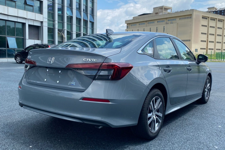 本田 思域 2025款 240TURBO CVT 智趣Plus车身外观6002