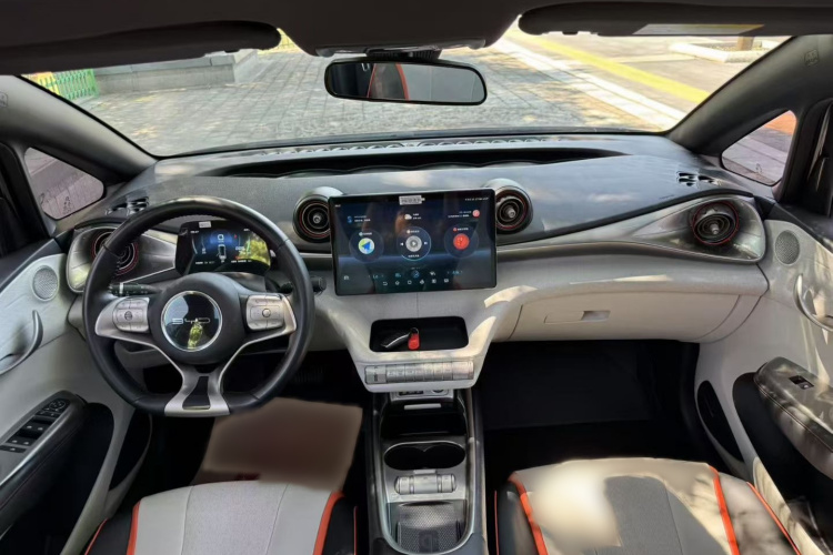 比亚迪 海豚 2021款 405km 时尚版中控内饰7001