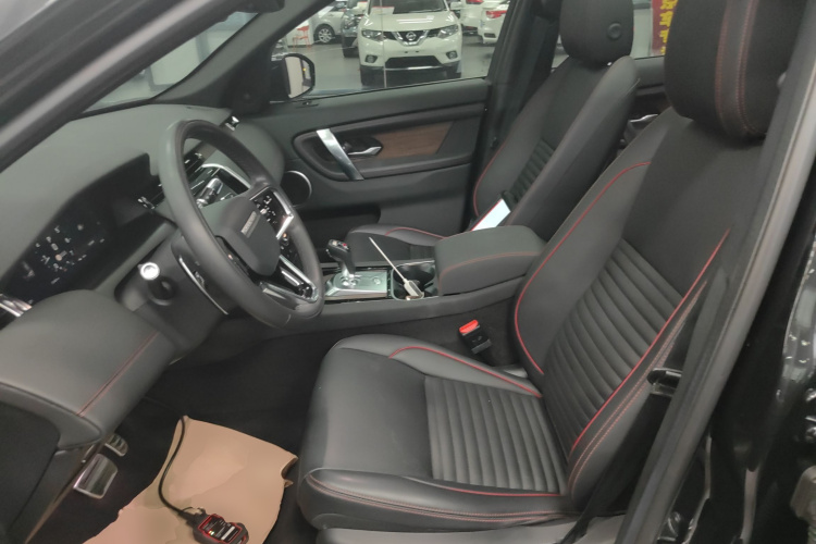 路虎 发现运动版 2022款 249PS R-Dynamic SE 性能科技版 5座中控内饰19