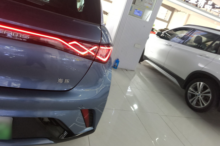 比亚迪 海豚 2024款 荣耀版 420km 时尚版车身外观6006