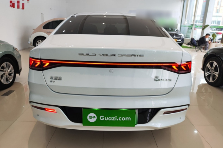 比亚迪 秦PLUS 2021款 EV 500KM 豪华型车身外观6