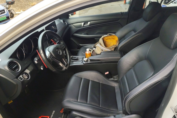 奔驰C级(进口) 2013款 C 180 轿跑版局部细节19