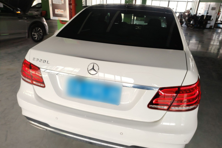 奔驰E级 2014款 E 300 L 运动型车身外观6004