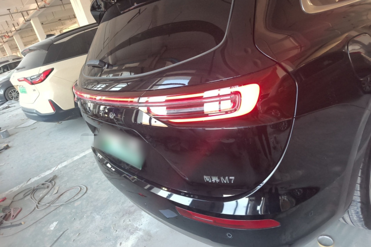 鸿蒙智行 问界M7 2024款 1.5T 智驾后驱Ultra版 5座车身外观6004