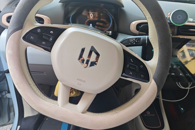 零跑汽车 零跑T03 2023款 403智享版中控内饰13