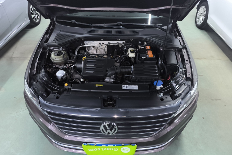 大众 朗逸 2019款 1.5L 自动舒适版 国VI机舱底盘24