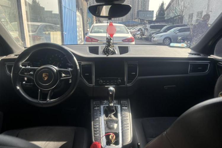 保时捷 2017款  Macan 2.0T中控内饰7003