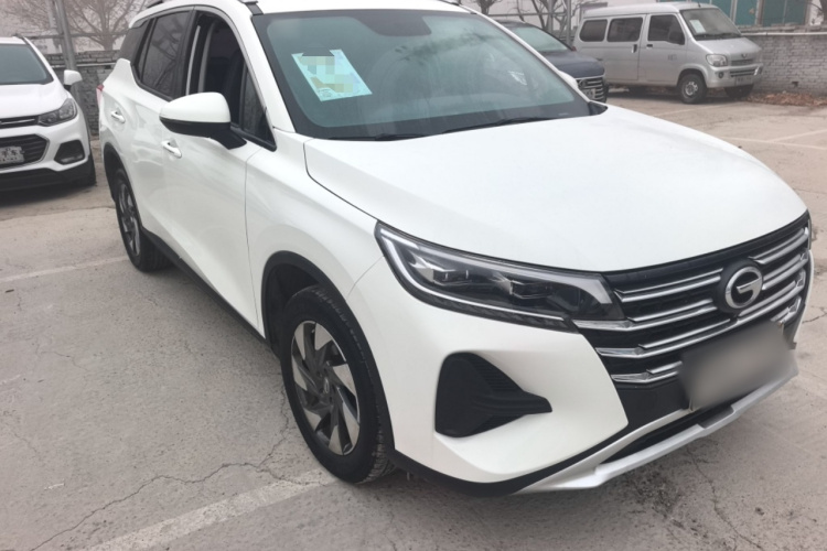 广汽传祺 传祺GS4 2021款 270T 自动豪华智联版车身外观3