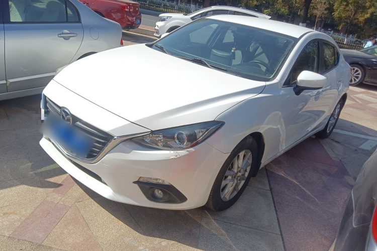 马自达3 昂克赛拉 2016款 三厢 1.5L 自动舒适型车身外观1