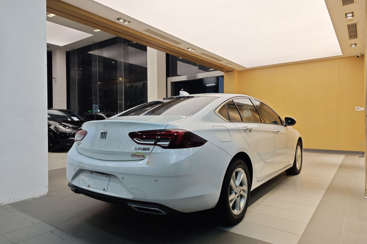 别克 君威 2024款 25T 超享版车身外观6009