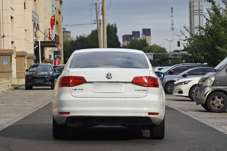 大众 速腾 2018款 1.6L 自动舒适型车身外观6004