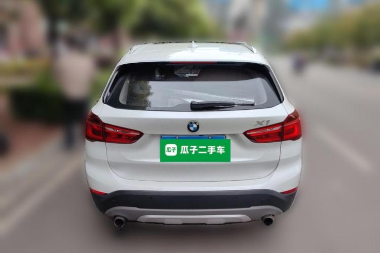 宝马X1 2018款 xDrive20Li 尊享型车身外观6004